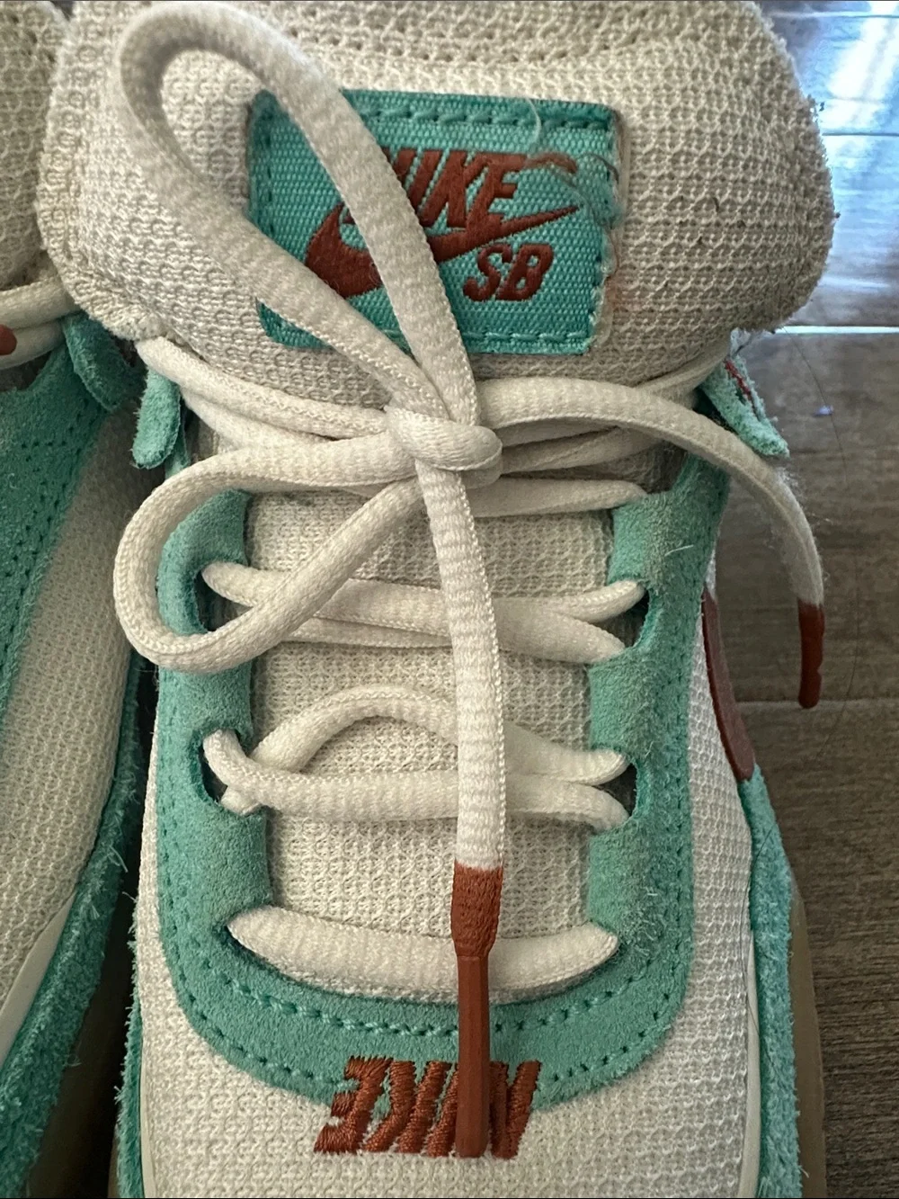 Nike SB Air Zoom size 6 Boy